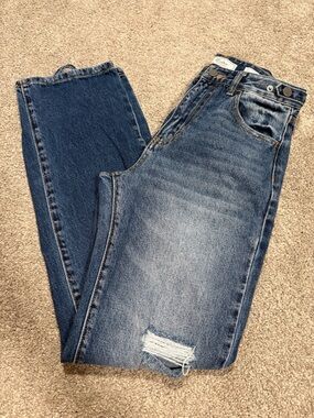 KanCan Distressed 90’s Straight Leg Jeans
